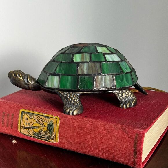 Vintage “Tiffany Style” Green Stained Glass And Bronze Turtle Table Lamp - Picture 8 of 15